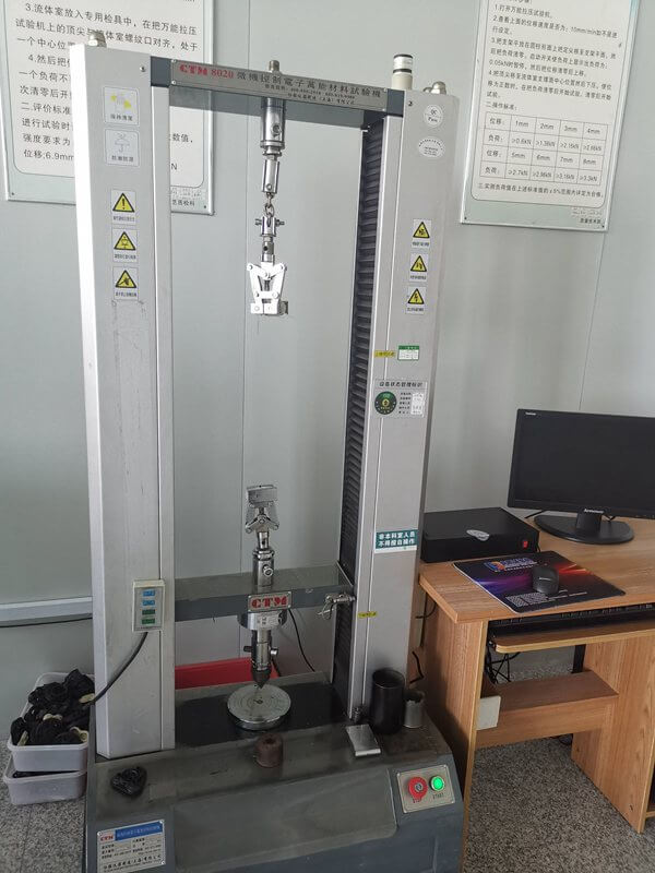 Electronic universal material testing machine