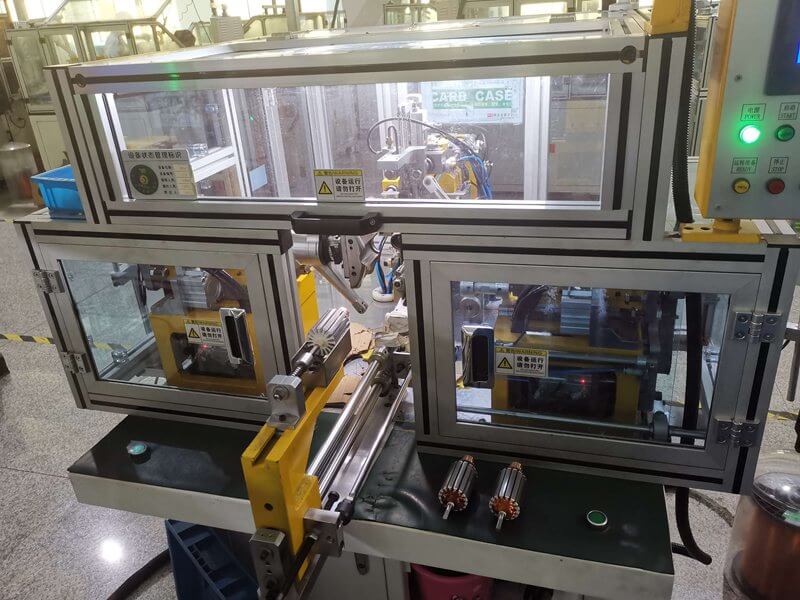 Rotor winding machine